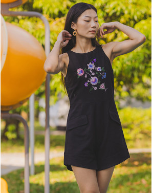 Eenra Embroidered Romper