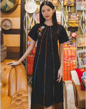 AiMin Embroidery Batik Dress