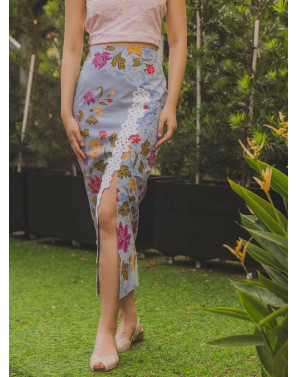 AiNeo Batik Lace Sarong